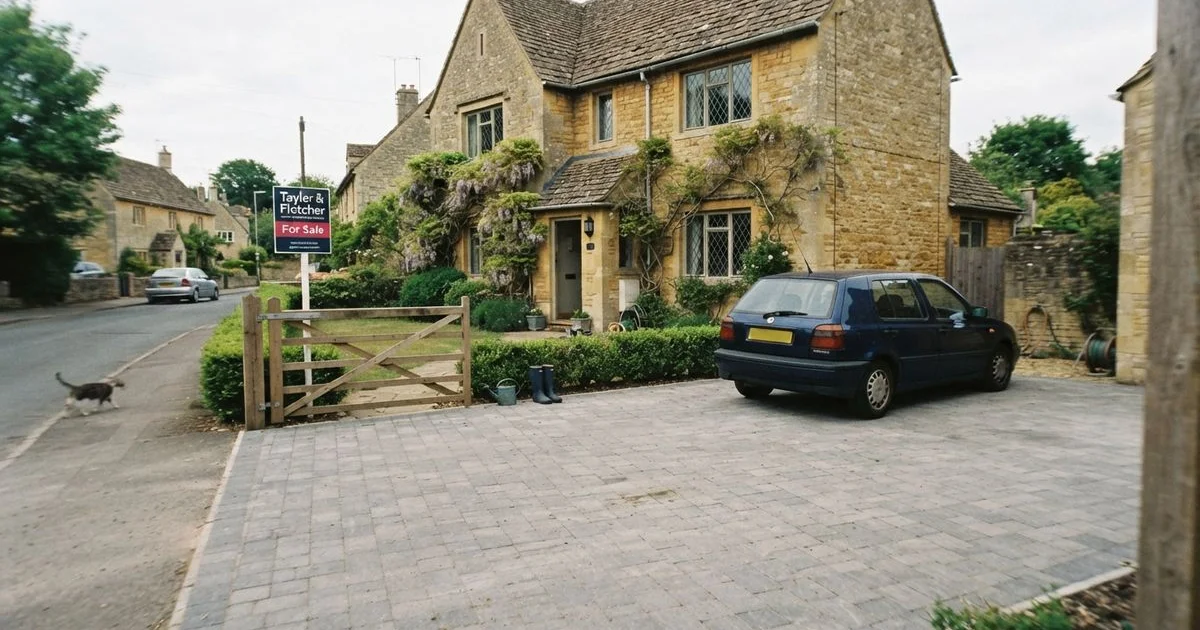 Getting your driveway and patio ready before selling your house